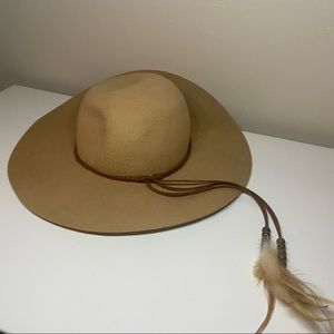 Kendall & Kylie Brown Floppy Hat